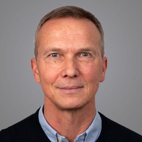 Dr. Holger Paesler